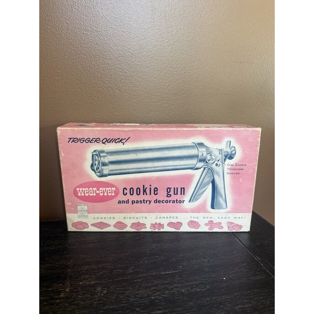 Vintage Wear-Ever Cookie Gun & Pastry Decorator Set Complete Original Box #3365